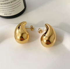 Aretes Mónica