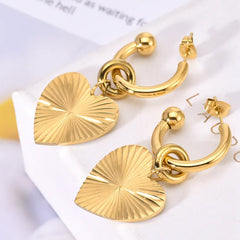 Aretes Melina Corazón